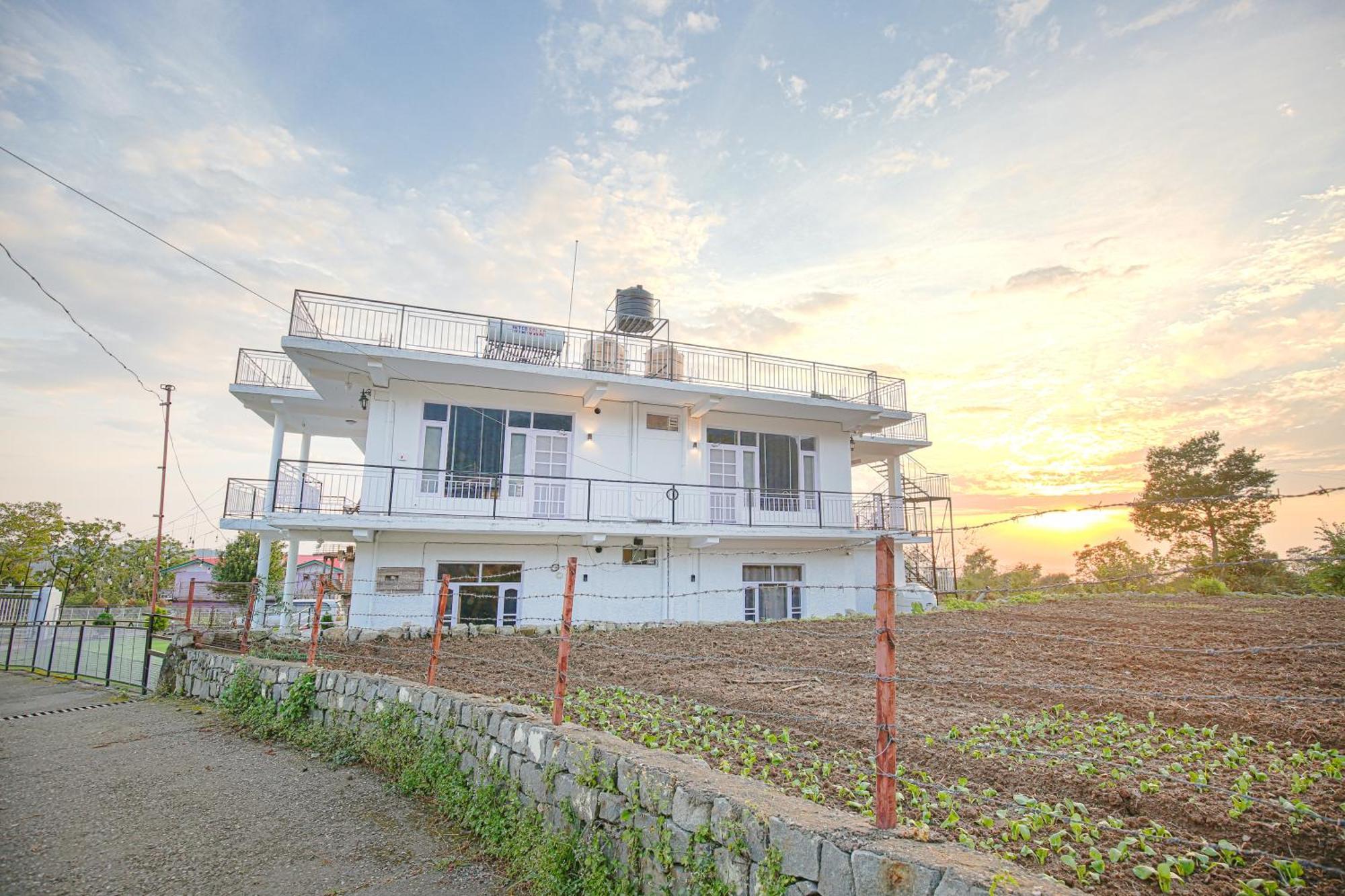 Albergue The Bunksters Bir Exterior foto